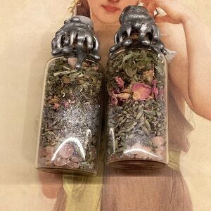 Calm moon 🌕 intention jar handmade with lavender herbs and pink salt 🪷✨🌛